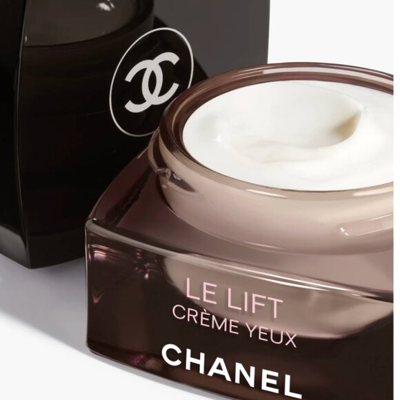Authentic Chanel Le Lift Creme Yeux Eye Cream Smooths Firms New Sealed 0.5 oz - Picture 1 of 7